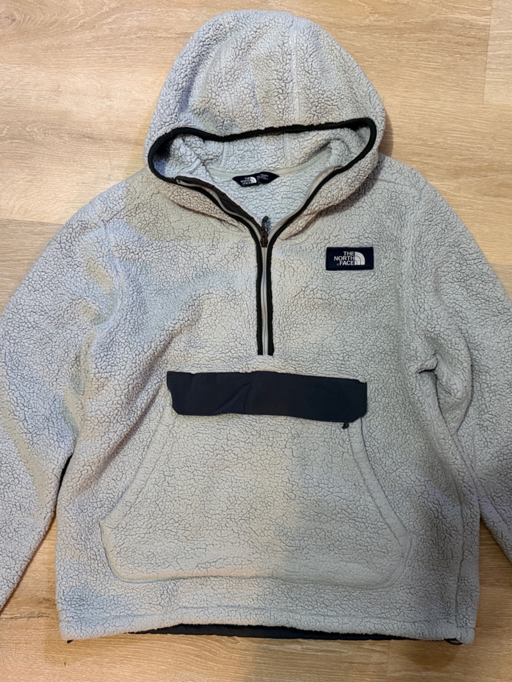 The North Face Men's Light Gray Sherpa Half-Zip Hoodie with Black Trim